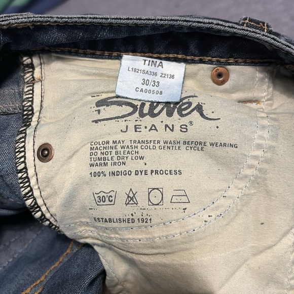 Women’s Silver Jeans Size 30 (10) “Tina” Flared Leg Denim Jeans - Picture 4 of 7
